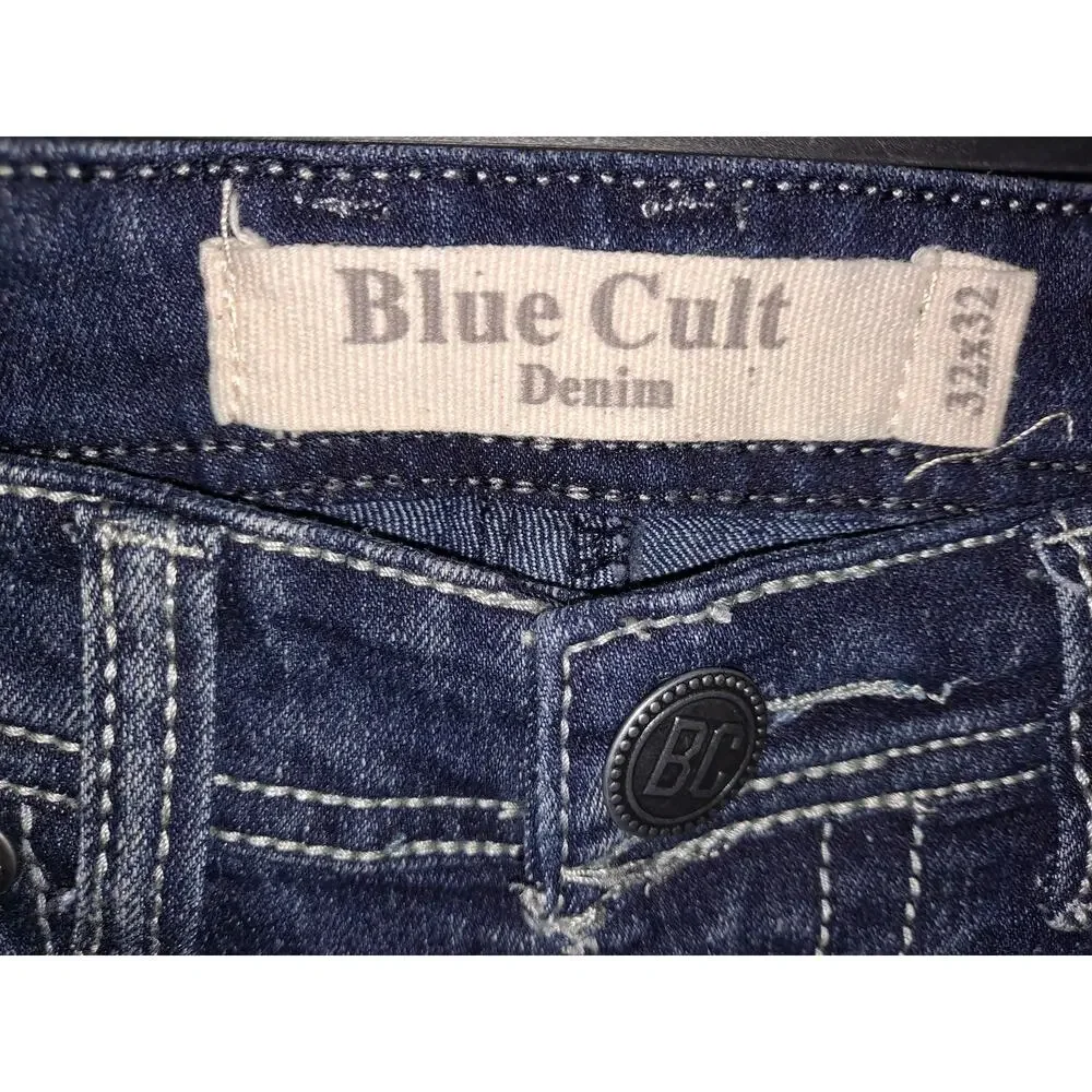 Blue‎ Cult Slightly Distressed Jeans Size 32x32